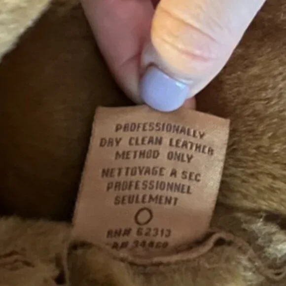 UGG Suede Leather and Faux Fur Lined Hooded Bomber Jacket | Size M - Picture 14 of 14